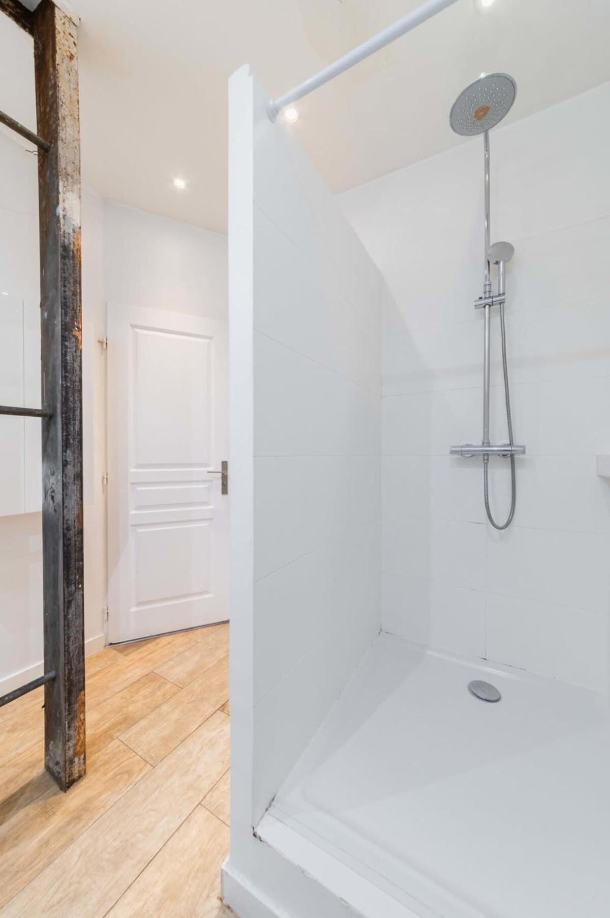 Appartement Familial Proche Des Commerces - 8P - Flat-Guest Paris Exterior foto